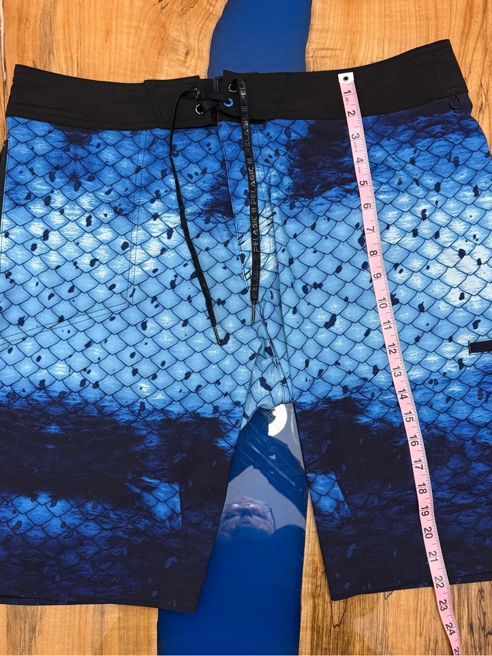 Pelagic Hydro-Lite Board Shorts Mens 38 Blue Fish Scale Fishing Performance